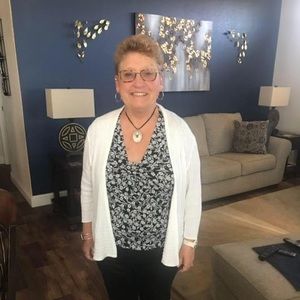 Meet your Posher, Joy